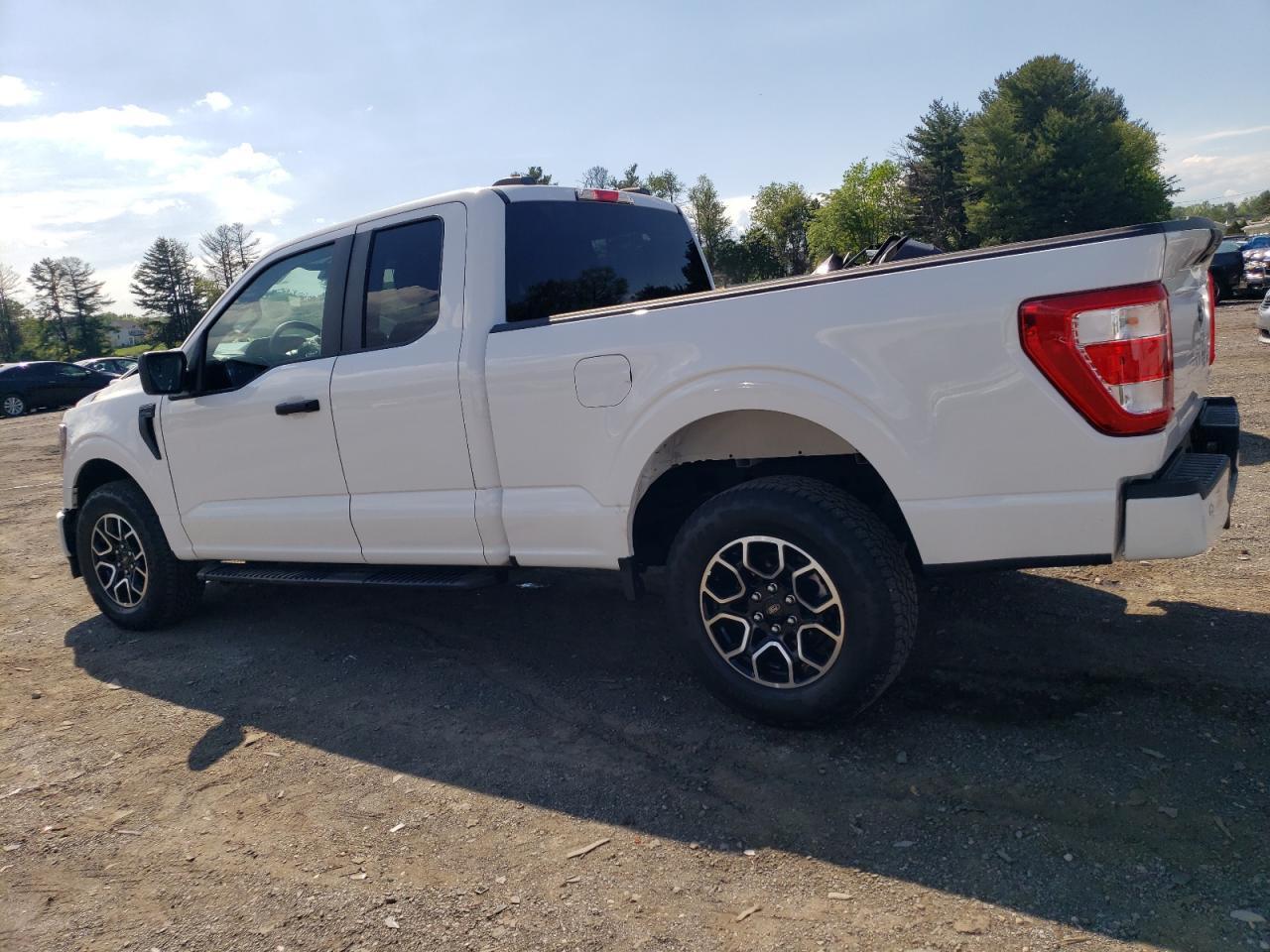 2023 Ford F150 Super Cab - Фото 2