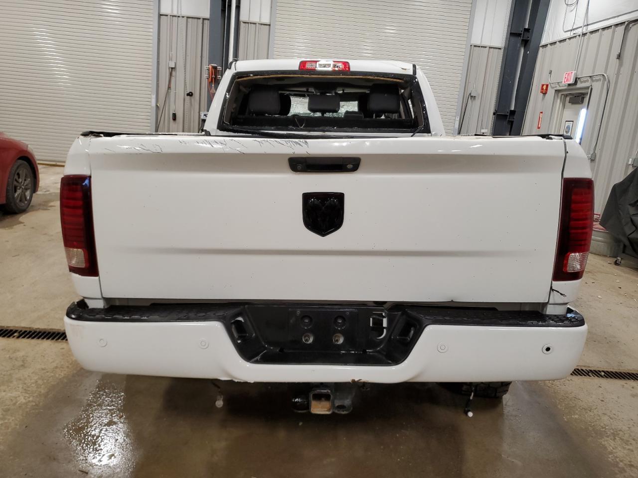 2018 Ram 2500 Laramie - Image 6