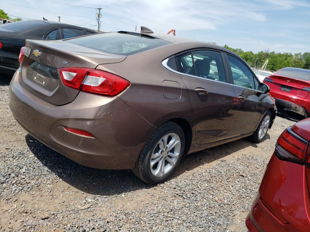 2019 Chevrolet Cruze Lt - Фото 3