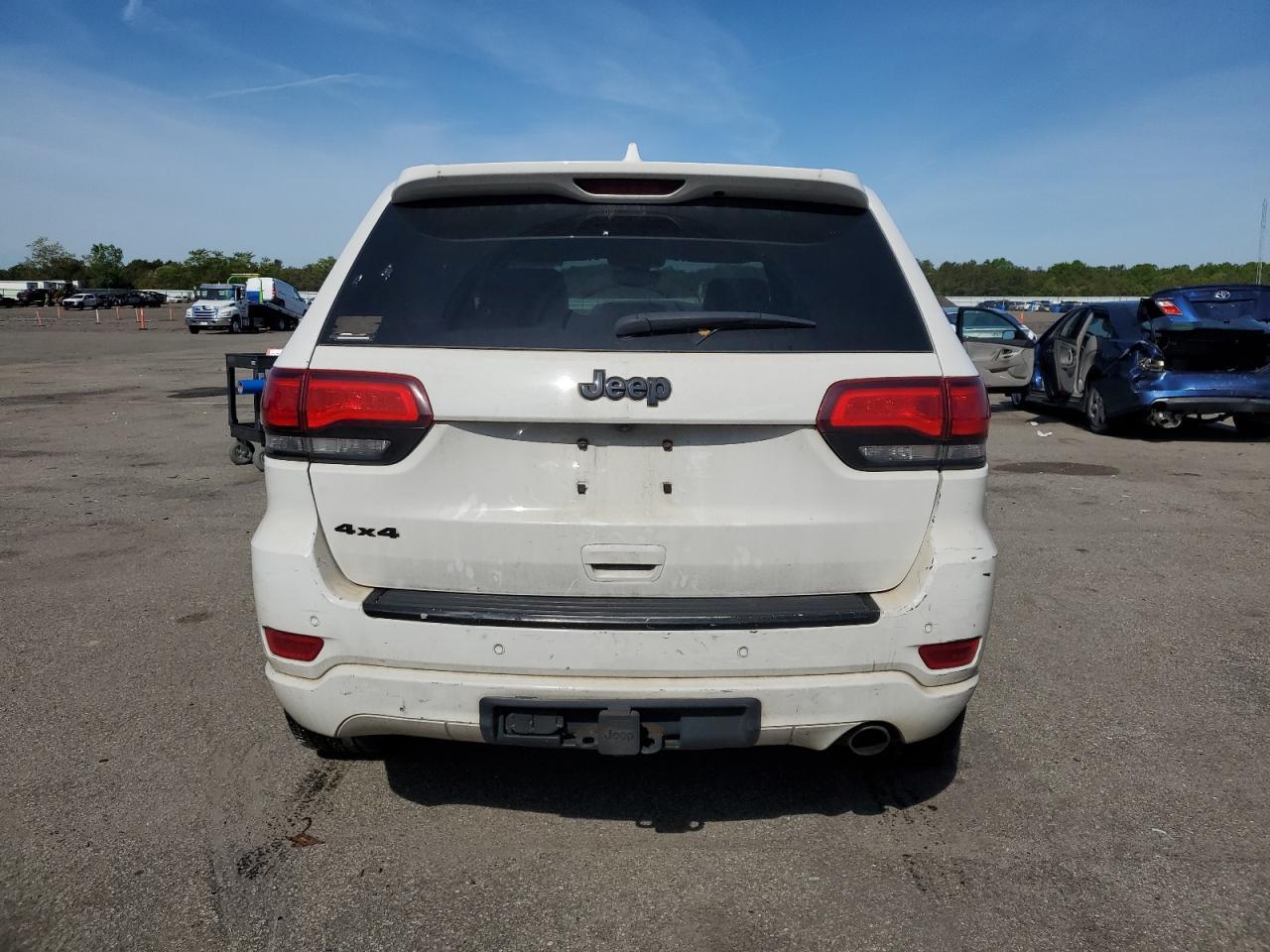 2017 Jeep Grand Cherokee Laredo - Фото 6