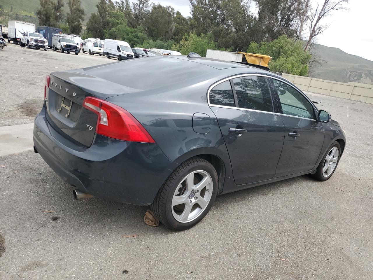 2013 Volv S60 T5 - Фото 3