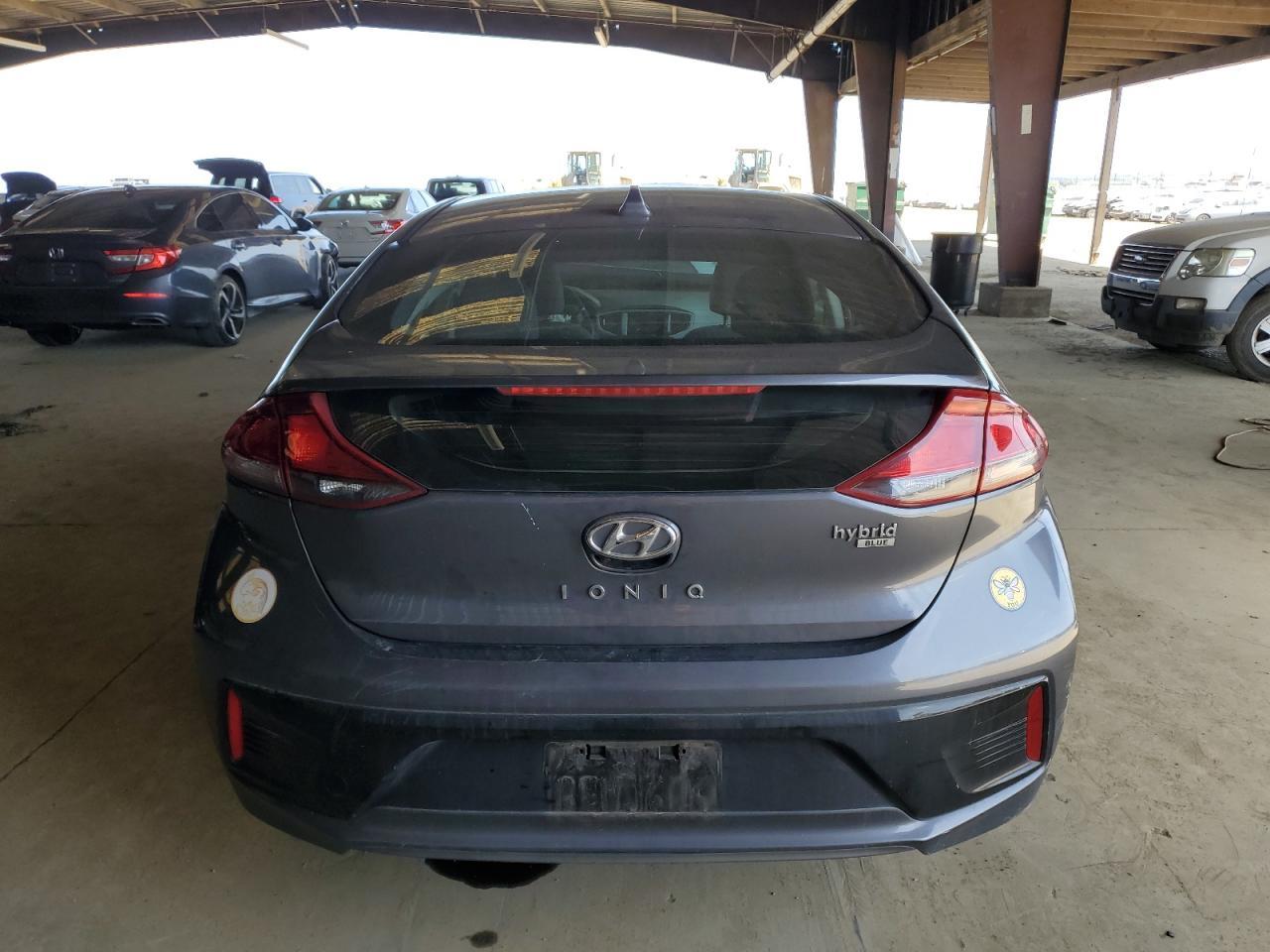 2018 Hyundai Ioniq Blue - Image 6