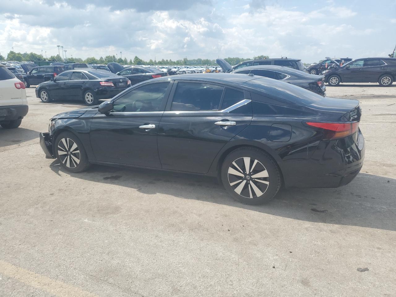 2021 Nissan Altima Sv - Фото 2