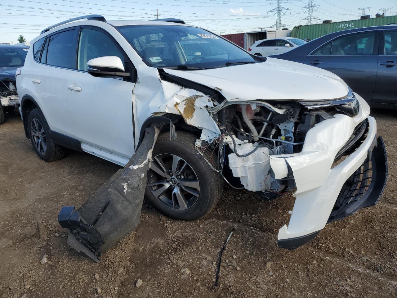 2017 Toyota Rav4 Xle - Image 4