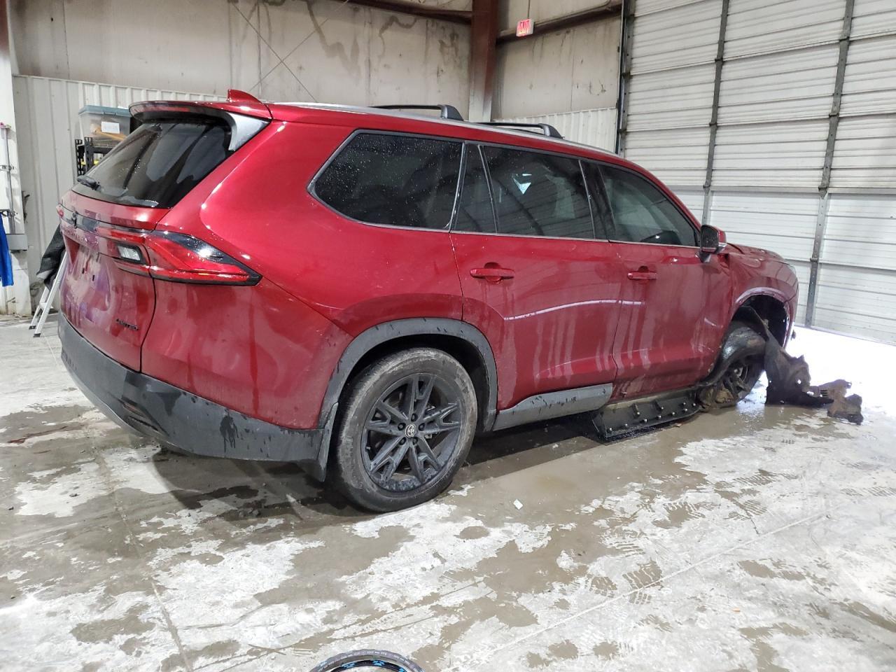 2024 Toyota Grand Highlander Xle - Image 3