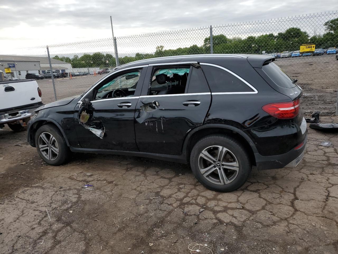 2018 Mercedes-Benz Glc 300 4Matic - Фото 2