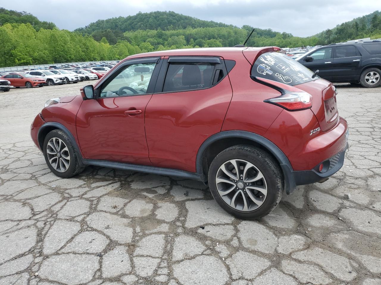 2017 Nissan Juke S - Image 2
