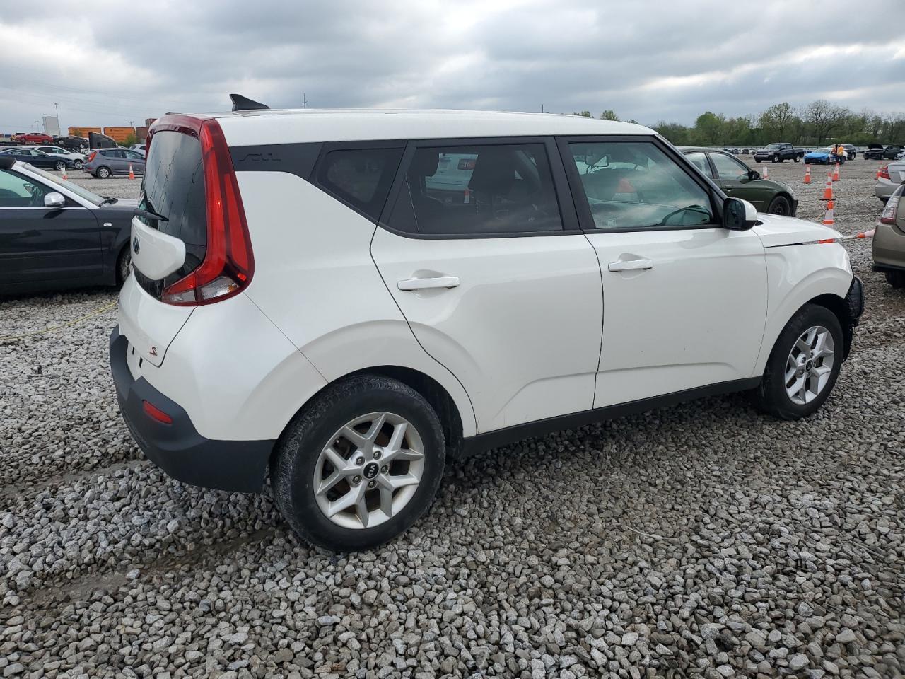 2020 Kia Soul Lx - Image 3