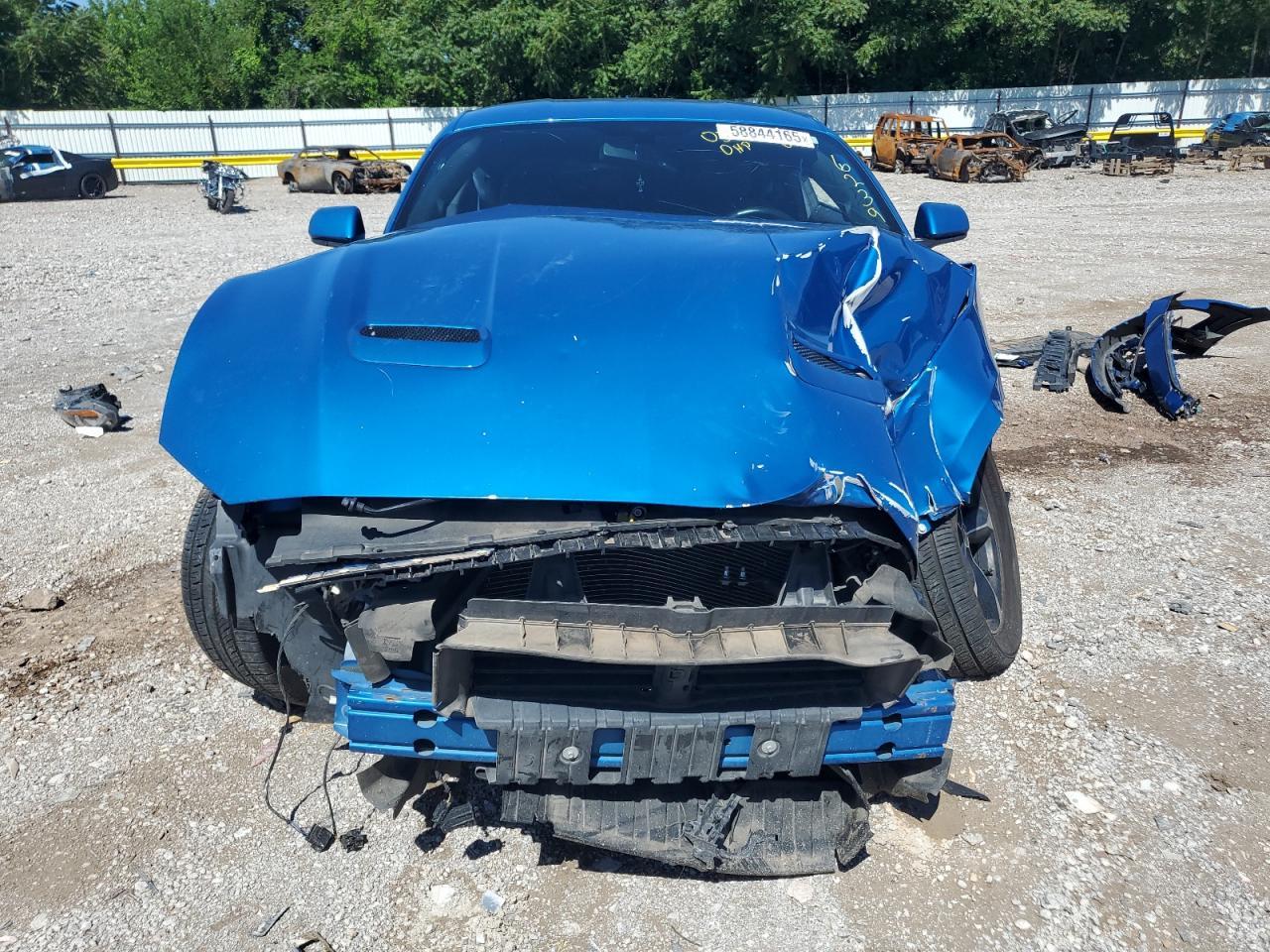 2020 Ford Mustang - Фото 5