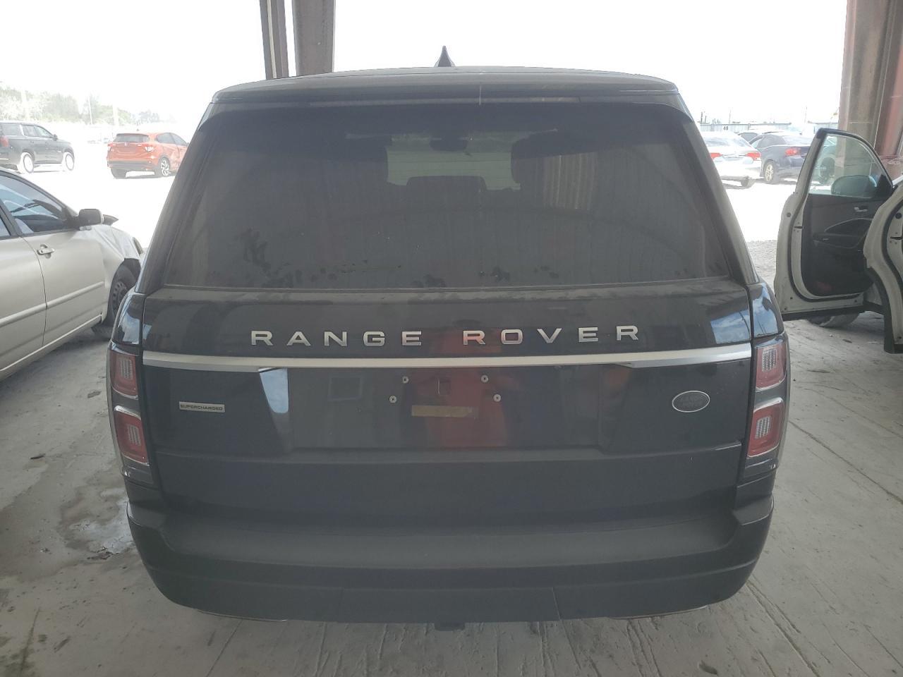 2019 Land Rover Range Rover Supercharged - Image 6
