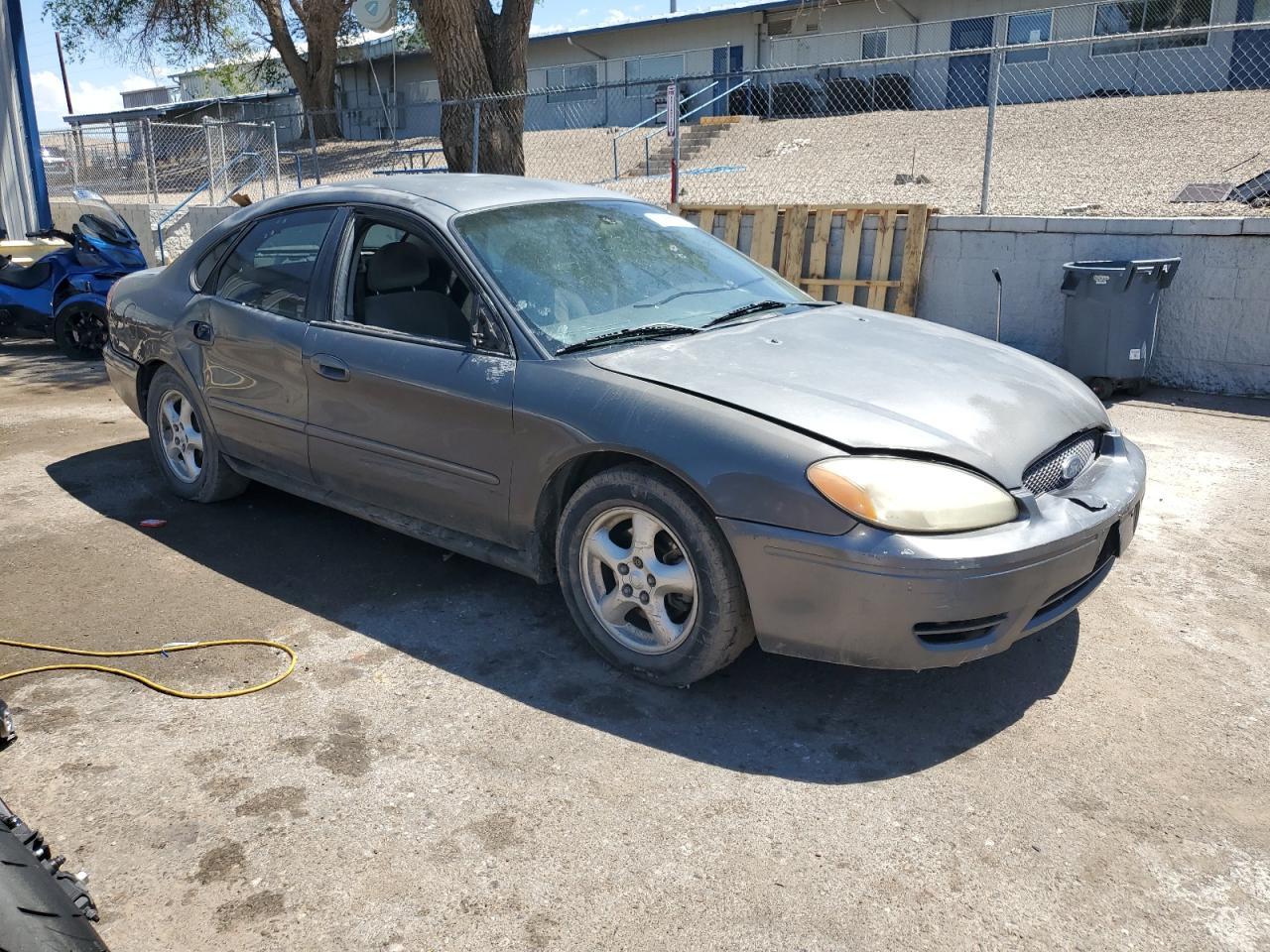 2004 Ford Taurus Se - Image 4