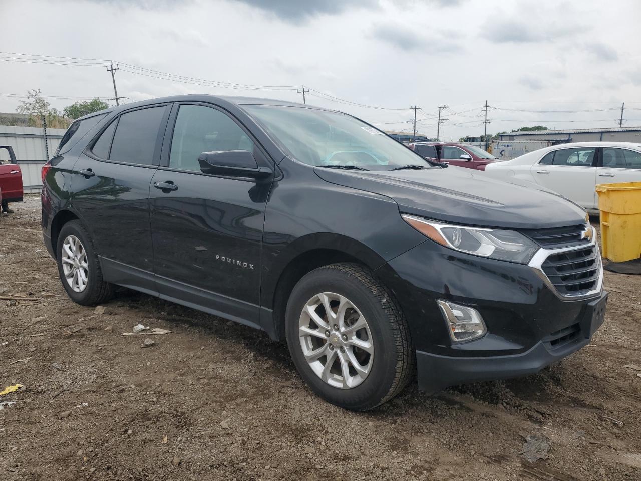 2019 Chevrolet Equinox Ls - Фото 4