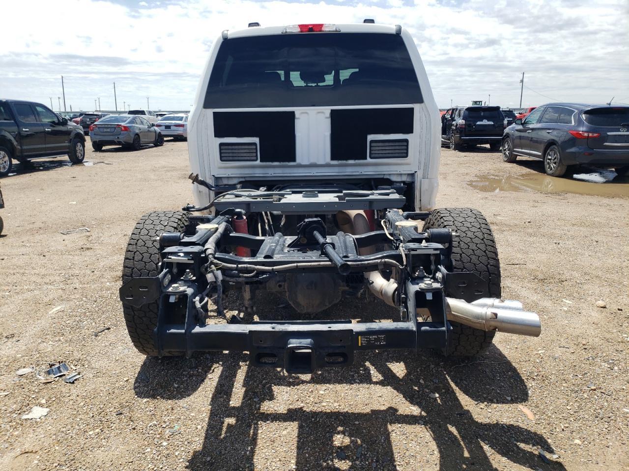 2022 Ford F250 Super Duty - Image 6