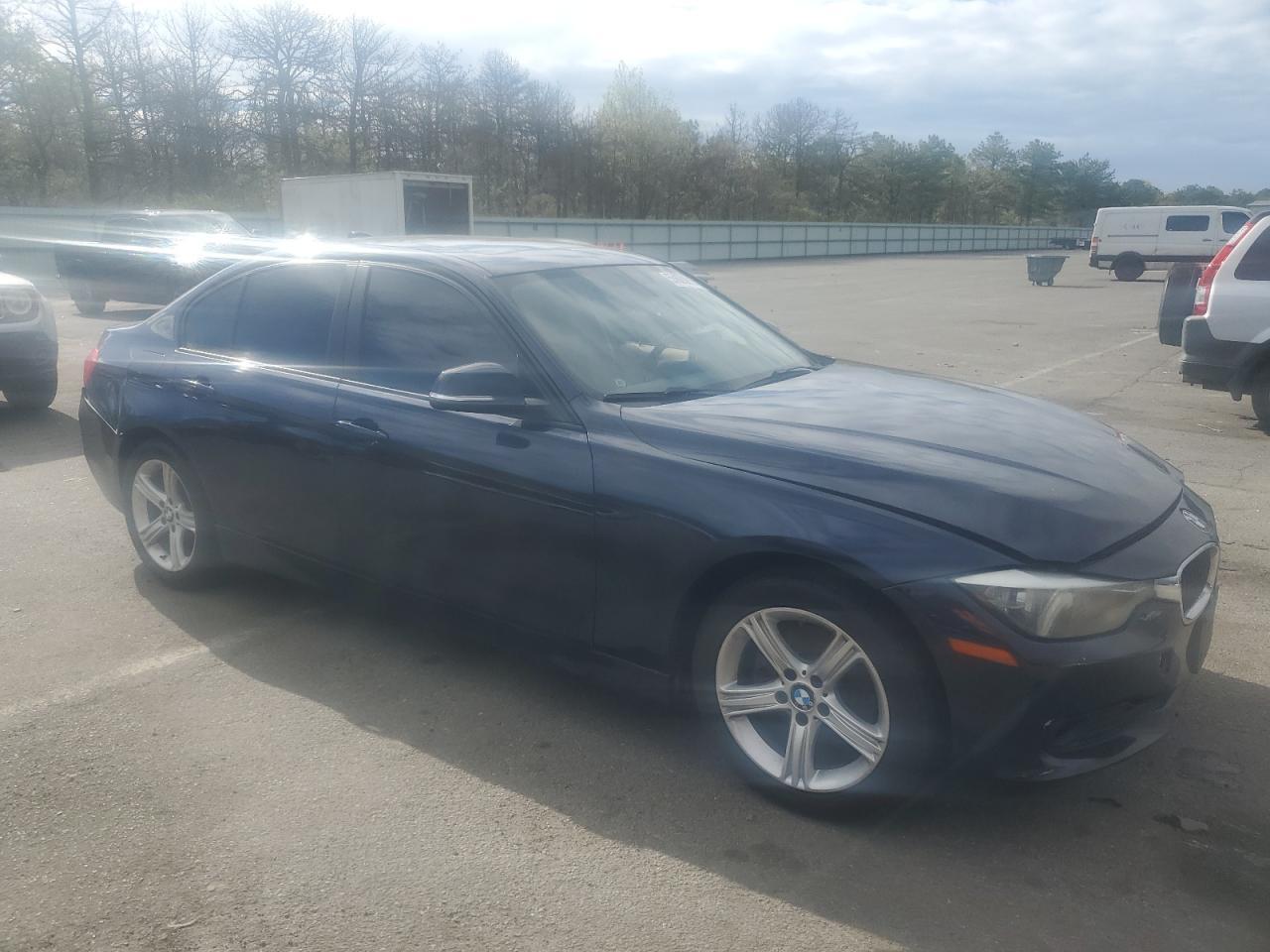 2014 BMW 320 I xDrive - Image 4