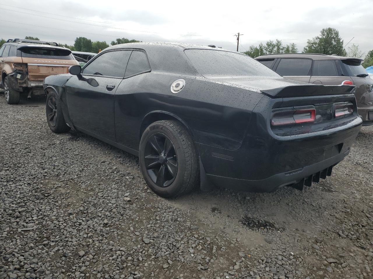 2018 Dodge Challenger Sxt - Image 2