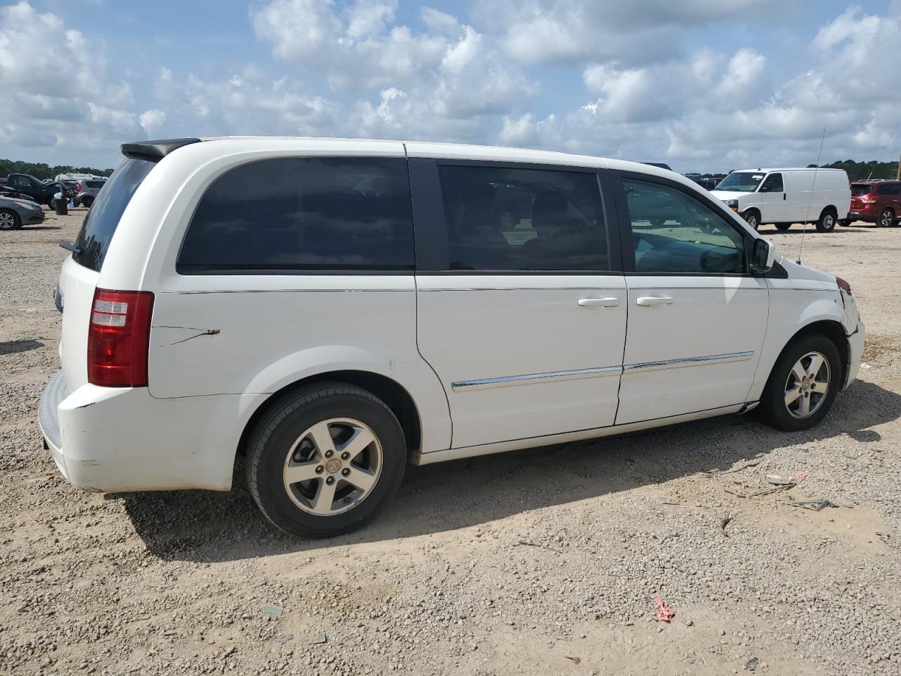 2008 Dodge Grand Caravan Sxt - Image 3