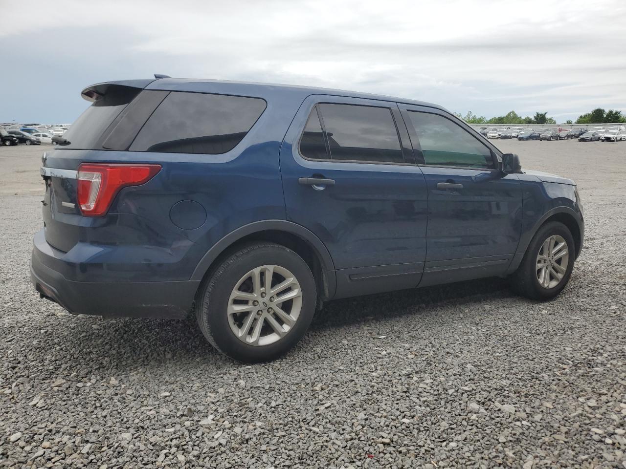 2016 Ford Explorer - Фото 3