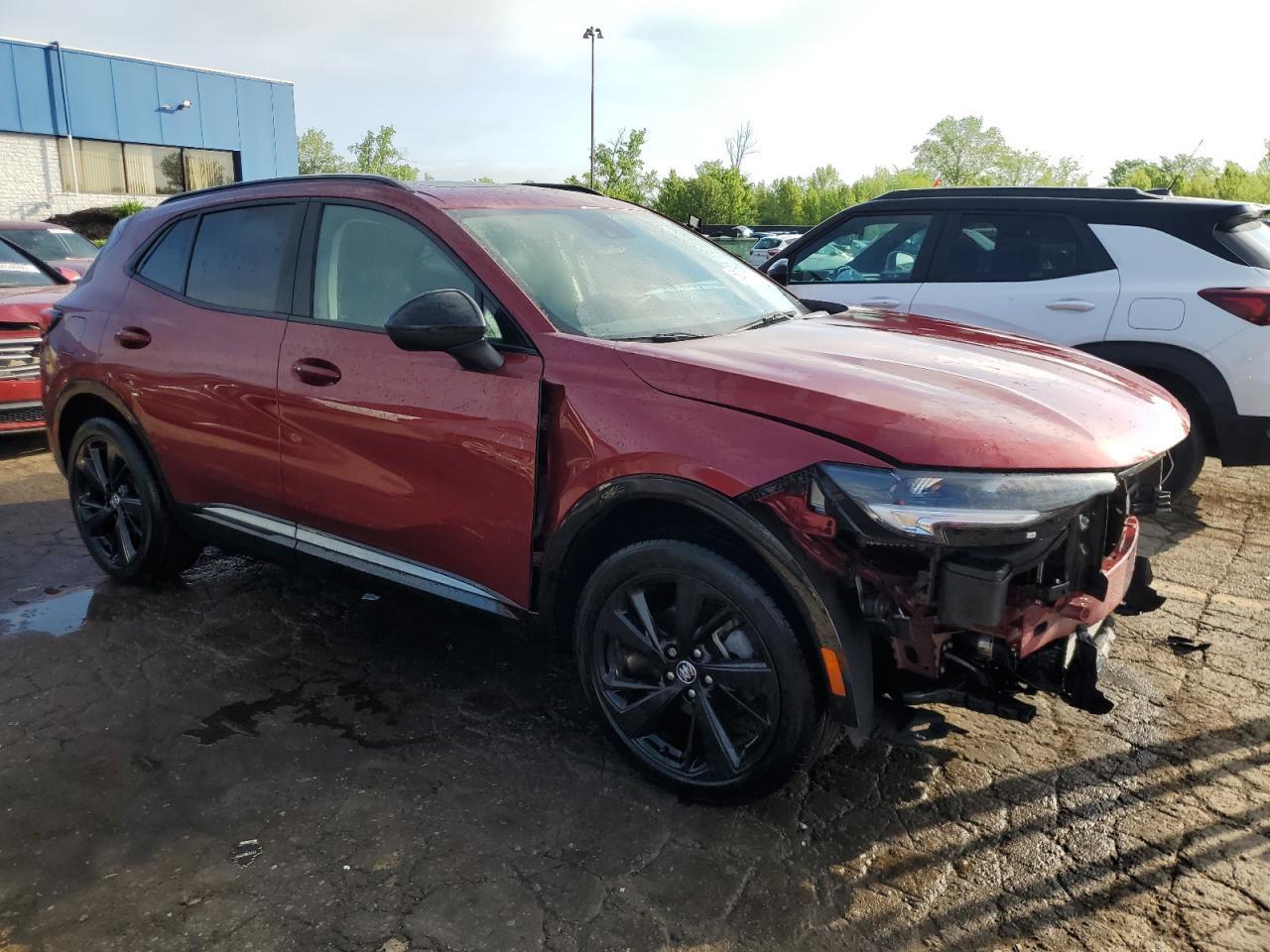 2023 Buick Envision Essence - Фото 4