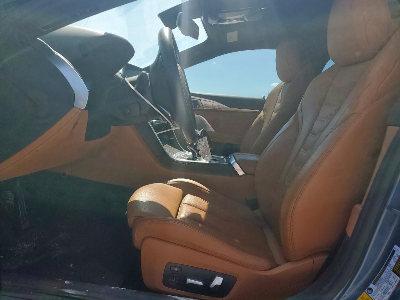 2022 BMW M850Xi - Фото 7