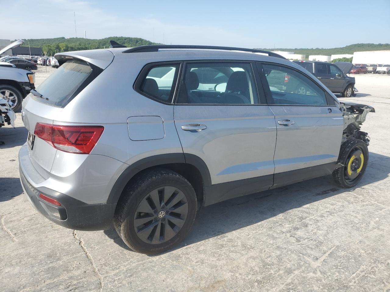 2024 Volkswagen Taos S - Фото 3