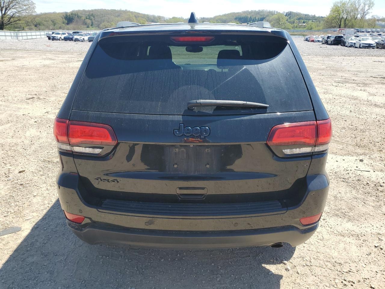 2018 Jeep Grand Cherokee Laredo - Фото 6
