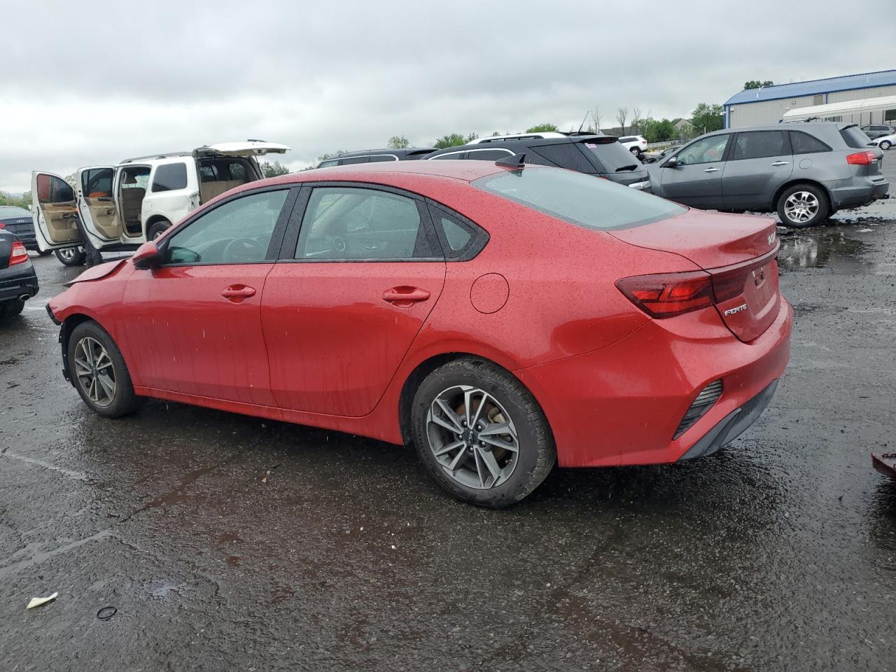 2022 Kia Forte Fe - Image 2