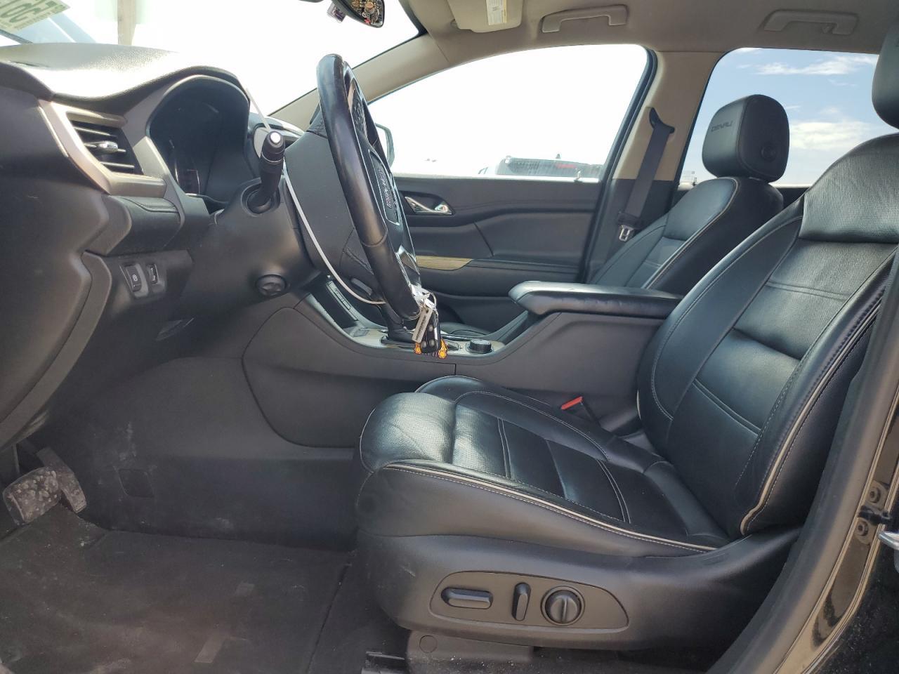 2019 GMC Acadia Denali - Image 7