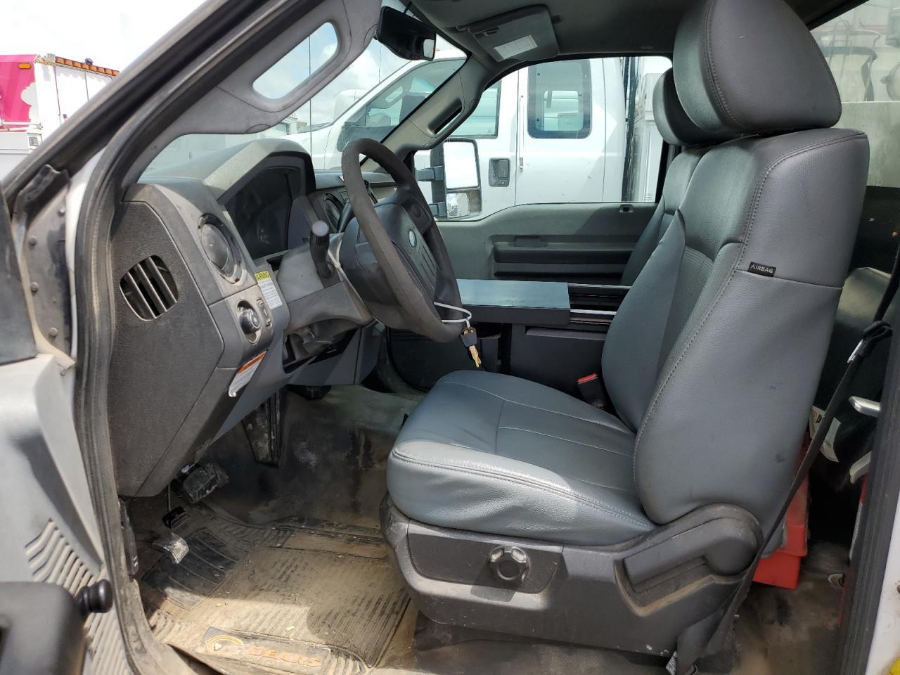 2013 Ford F450 Super Duty - Фото 7