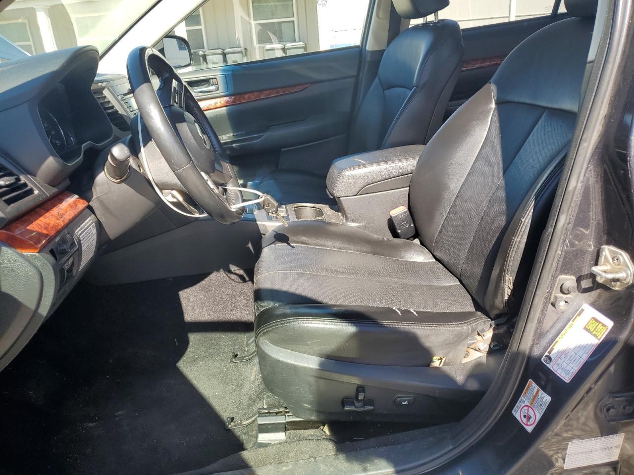 2011 Subaru Outback 3.6R Limited - Фото 7