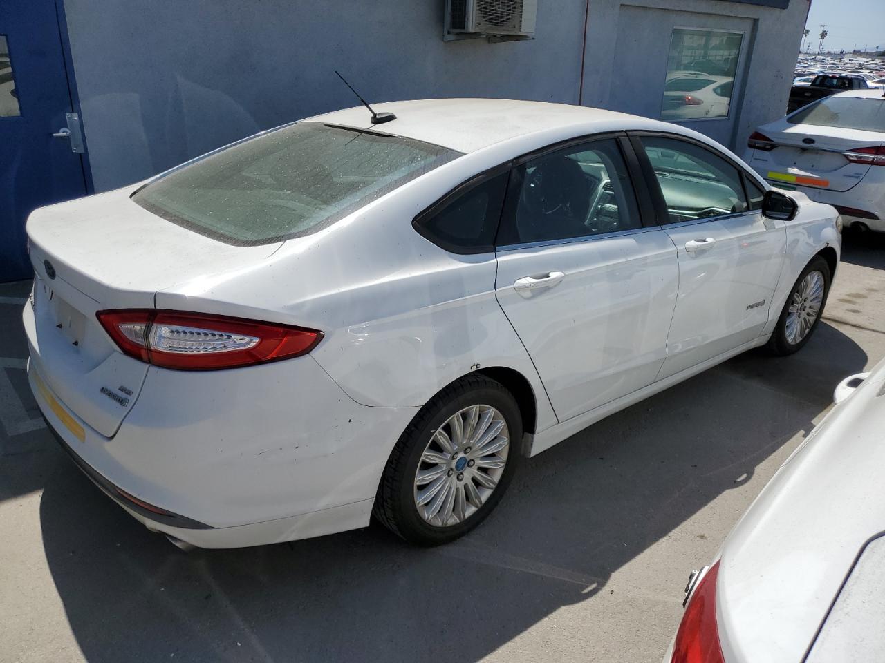 2013 Ford Fusion Se Hybrid - Фото 3