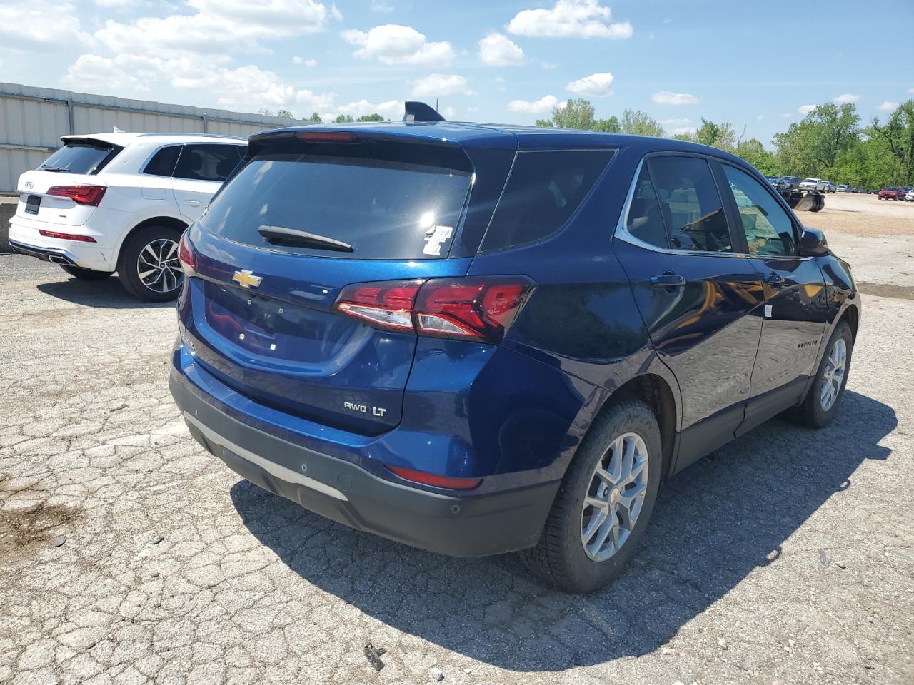 2023 Chevrolet Equinox - Фото 3