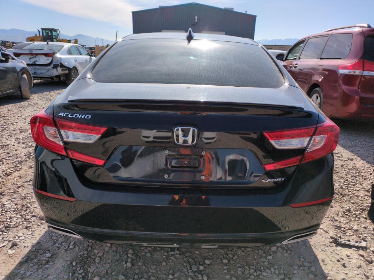 2022 Honda Accord Sport - Image 6