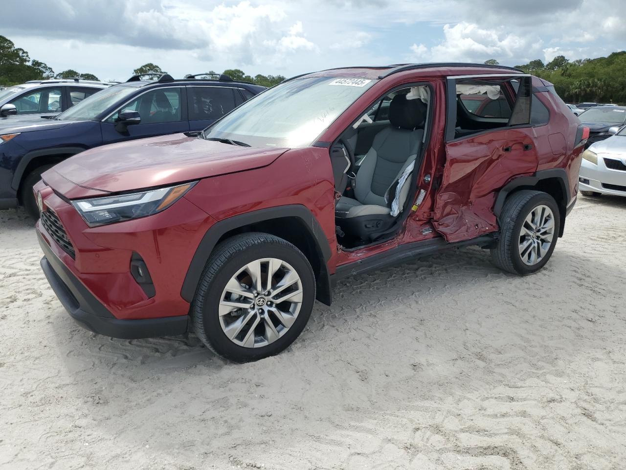 2024 Toyota Rav4 Xle Premium