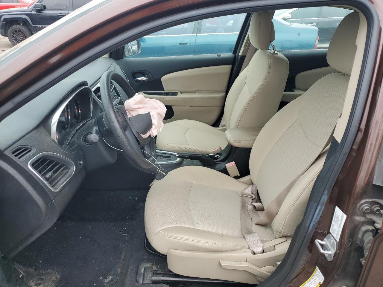 2012 Chrysler 200 Lx - Image 7