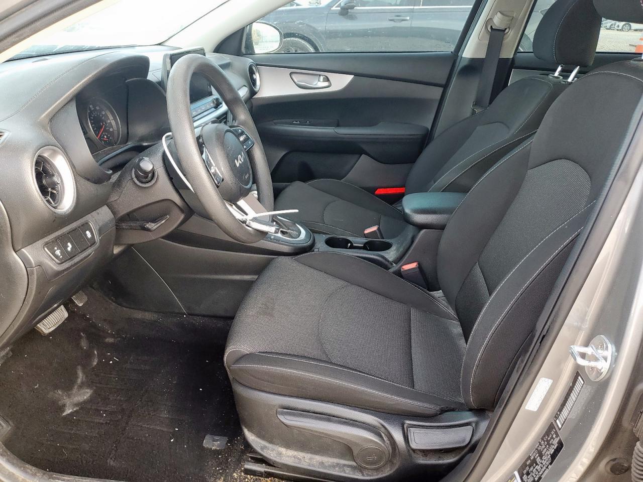 2022 Kia Forte Fe - Фото 7