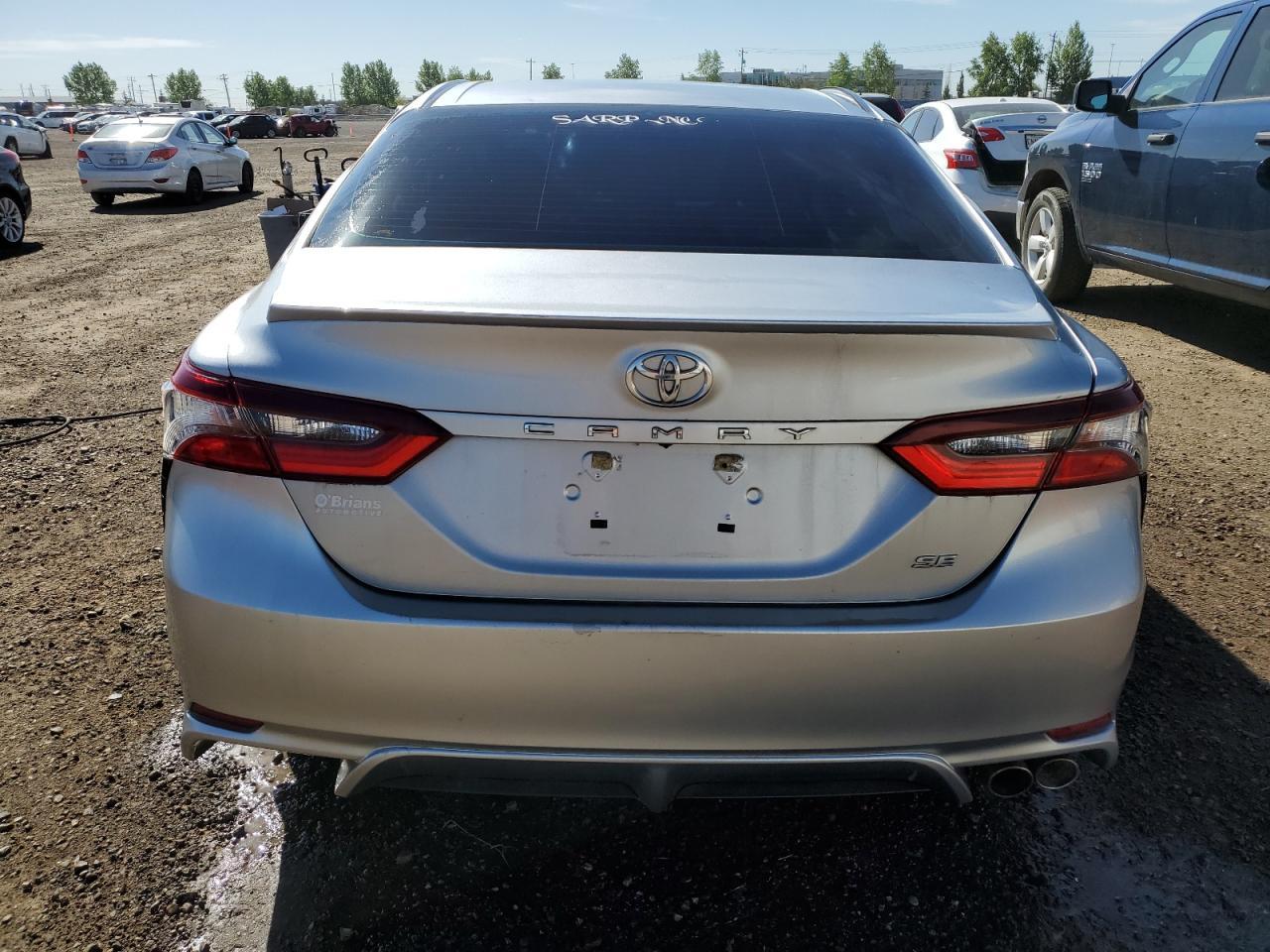2021 Toyota Camry Se - Фото 6