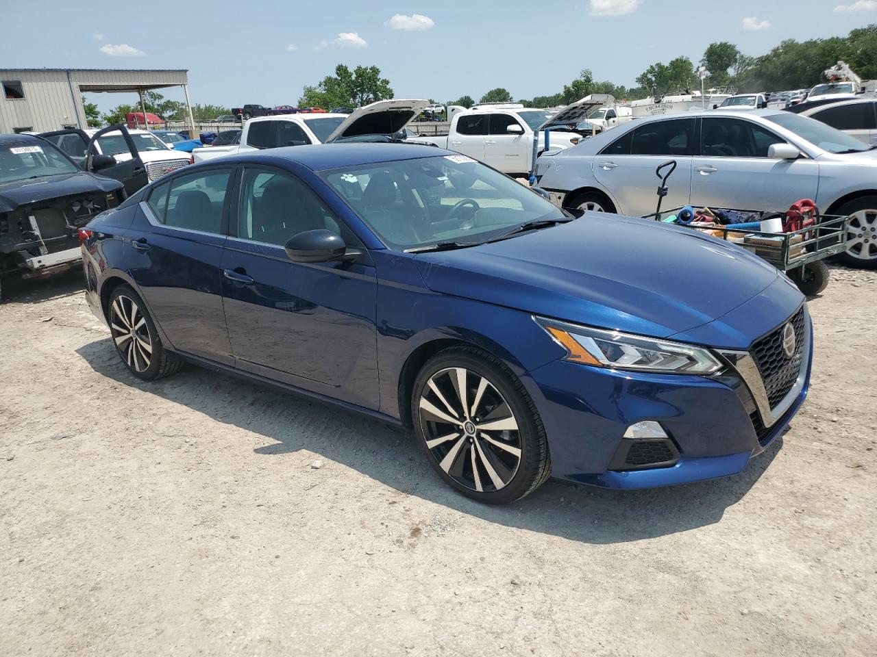 2021 Niss Altima 2.5 Sr - Image 4