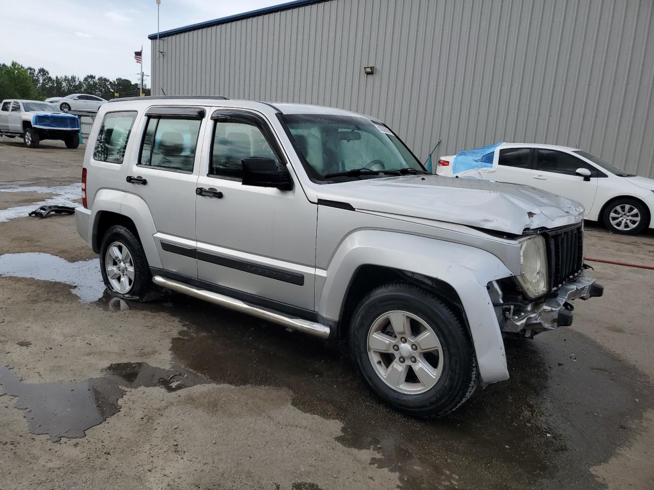 2009 Jeep Liberty Sport - Фото 4