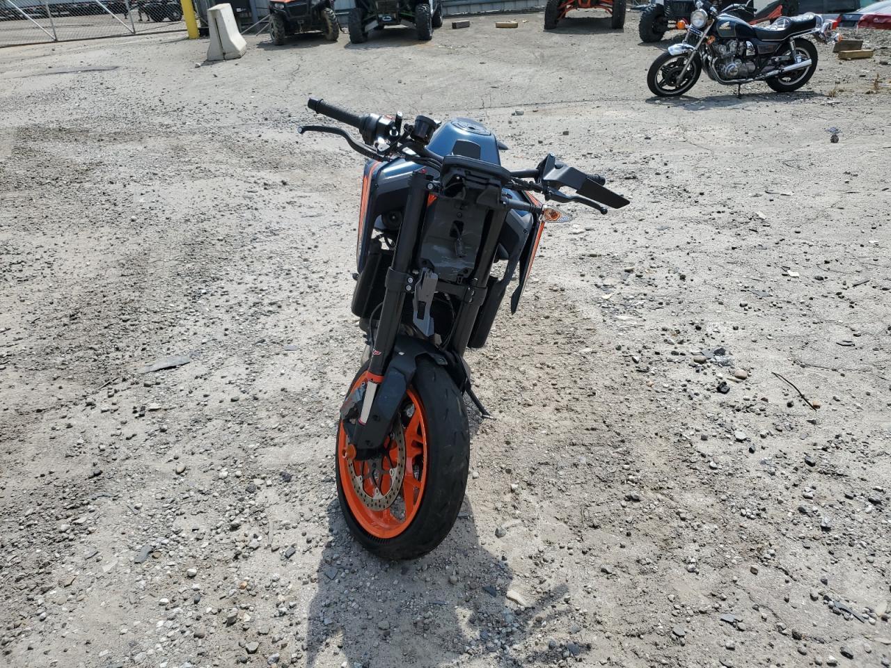 2023 Ktm 890 Duke R - Image 2