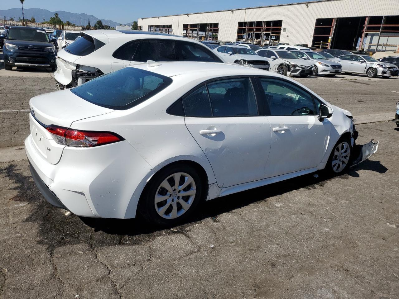 2024 Toyota Corolla Le - Фото 3