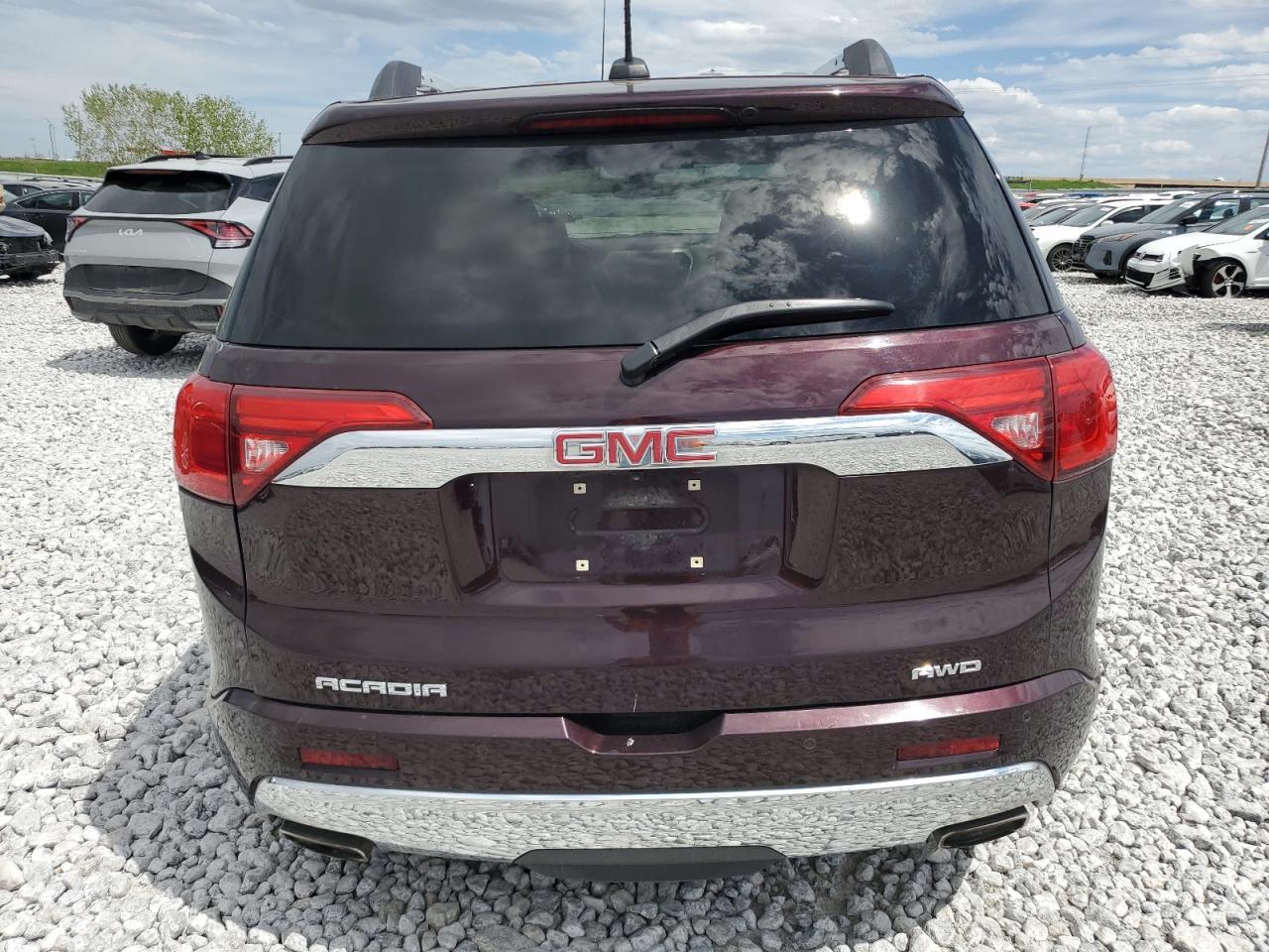2017 GMC Acadia Denali - Image 6