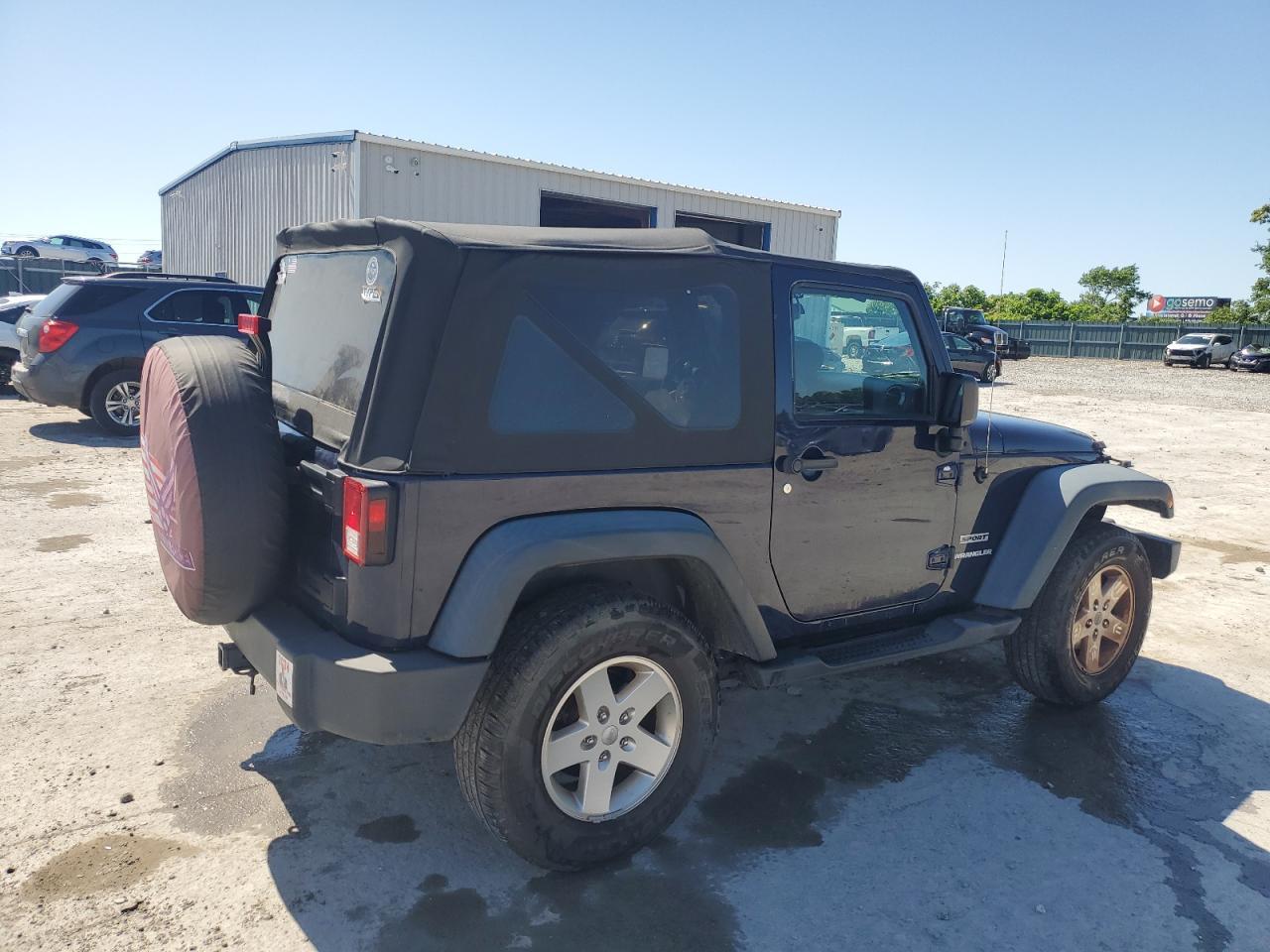 2013 Jeep Wrangler Sport - Фото 3