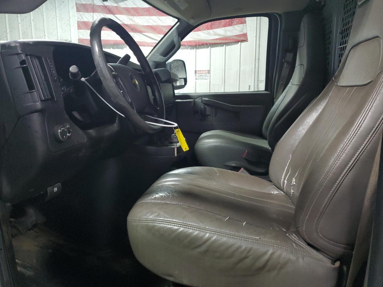 2016 Chevrolet Express G2500 - Фото 7