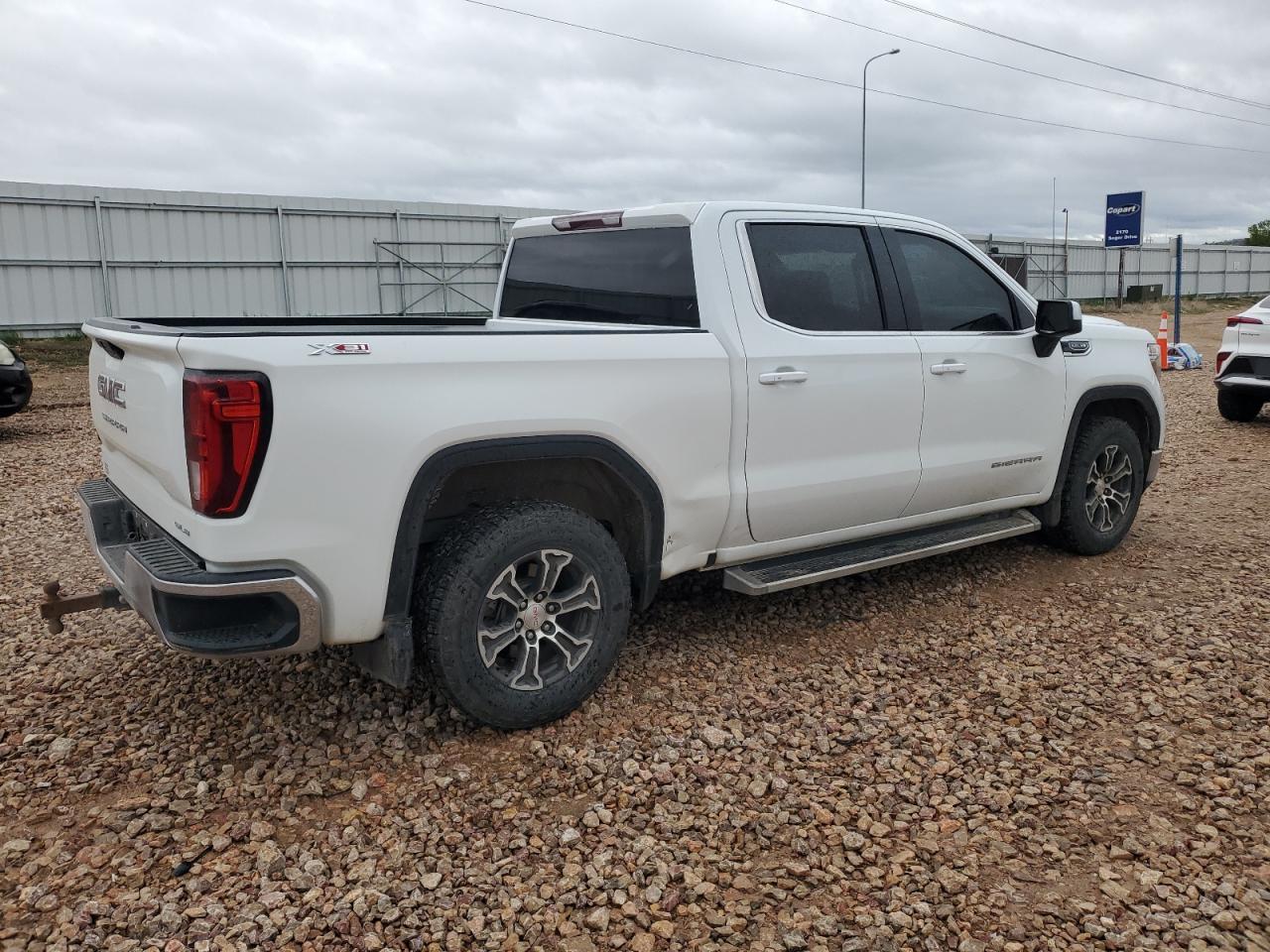 2019 GMC Sierra K1500 Sle - Image 3