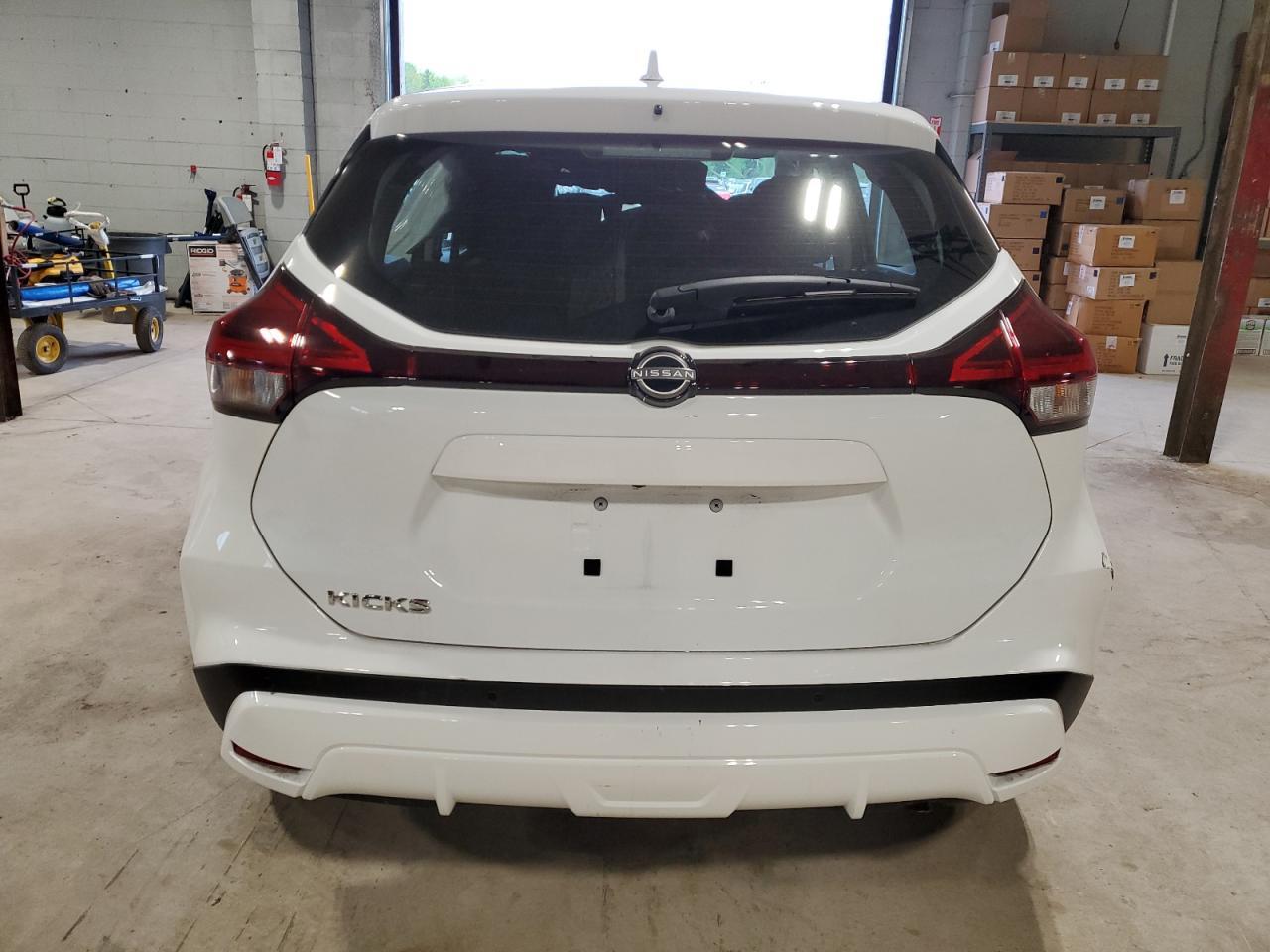 2025 Nissan Kicks Play S - Image 6