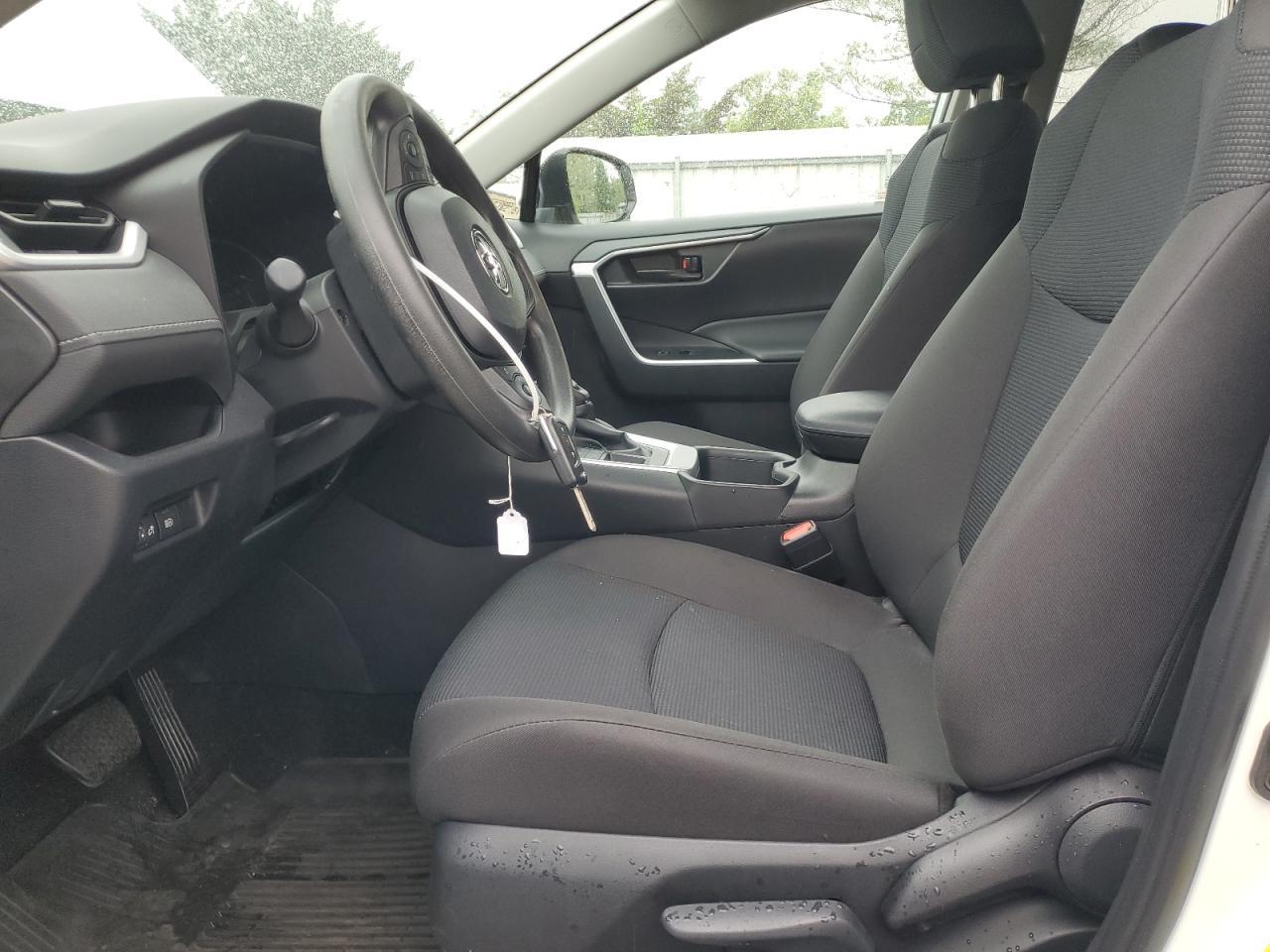 2024 Toyota Rav4 Le - Image 7