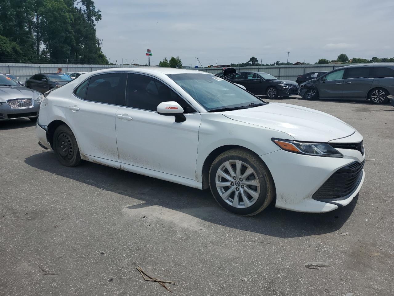 2019 Toyota Camry L - Image 4