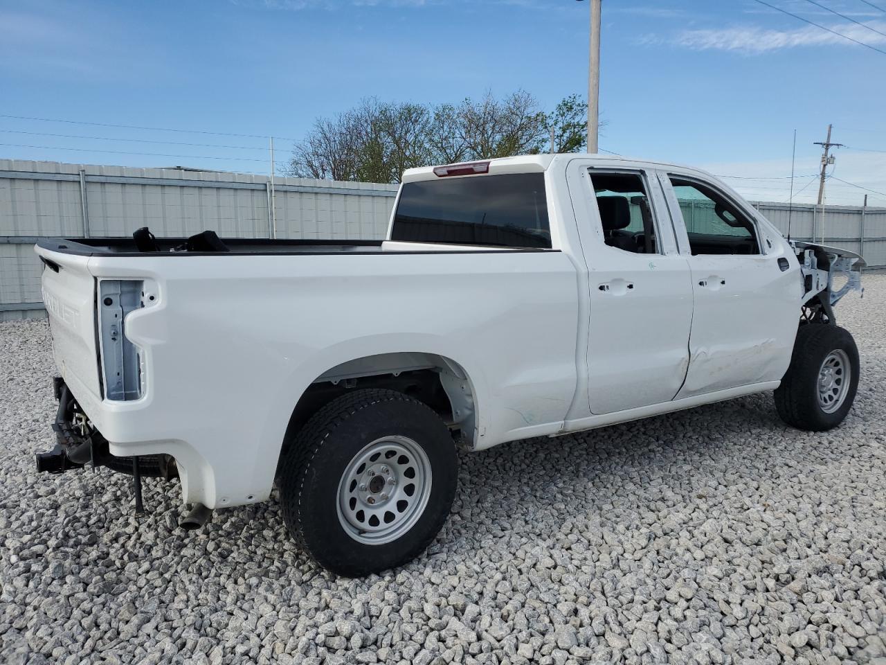 2021 Chevrolet Silverado K1500 - Image 3