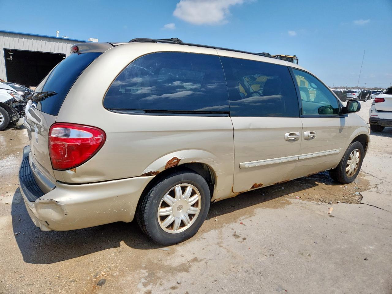 2007 Chrysler Town & Country Touring - Фото 3
