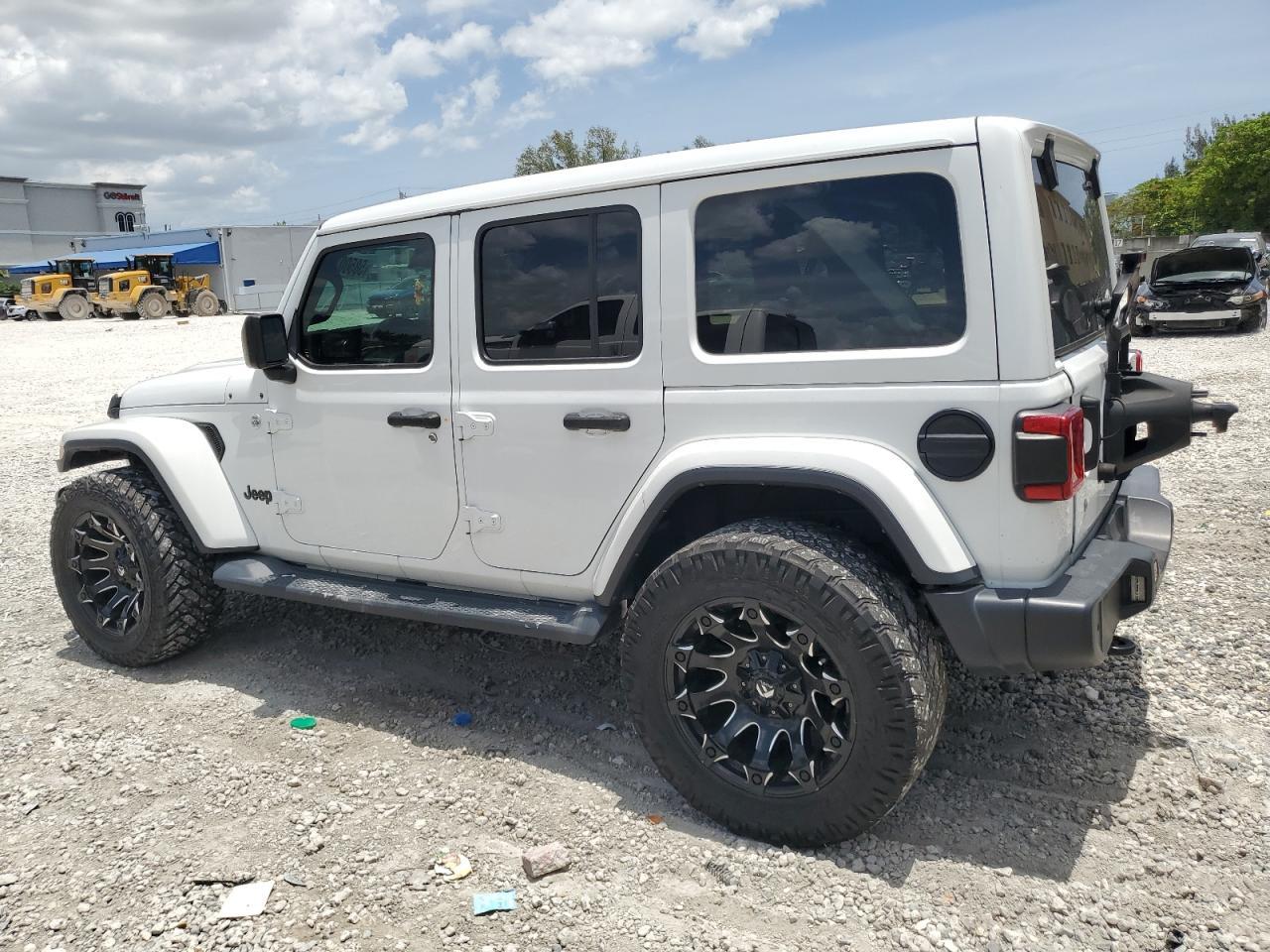 2019 Jeep Wrangler Unlimited Sahara - Фото 2